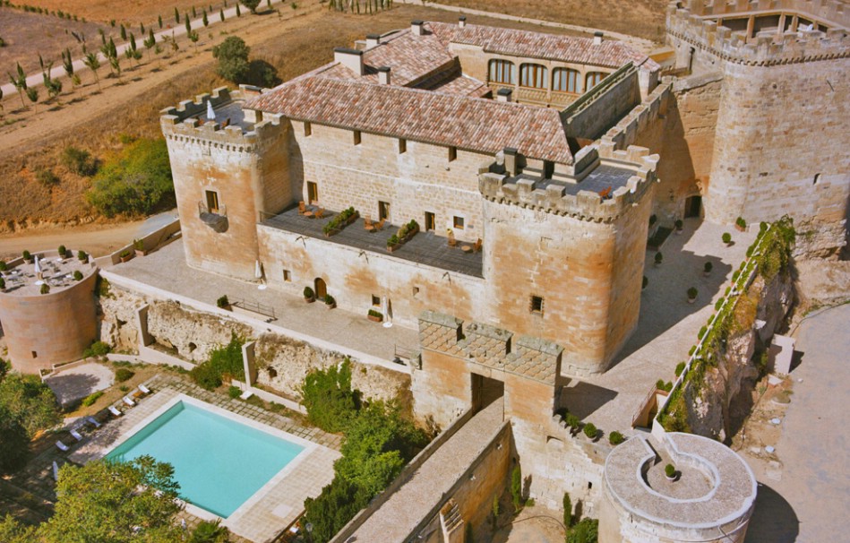 7 уникальных мест для свадьбы в Испании